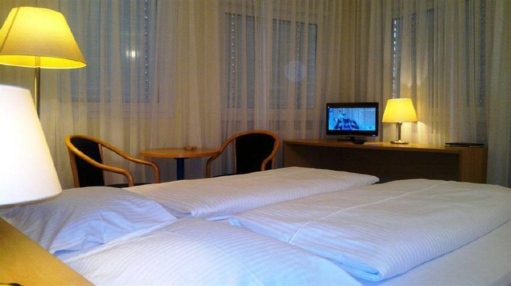 Central Hotel Вінненден Екстер'єр фото