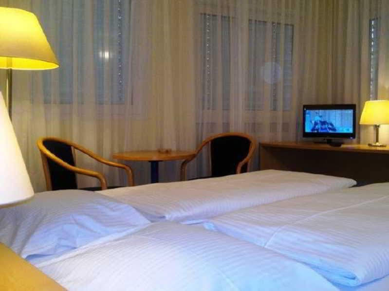 Central Hotel Вінненден Екстер'єр фото